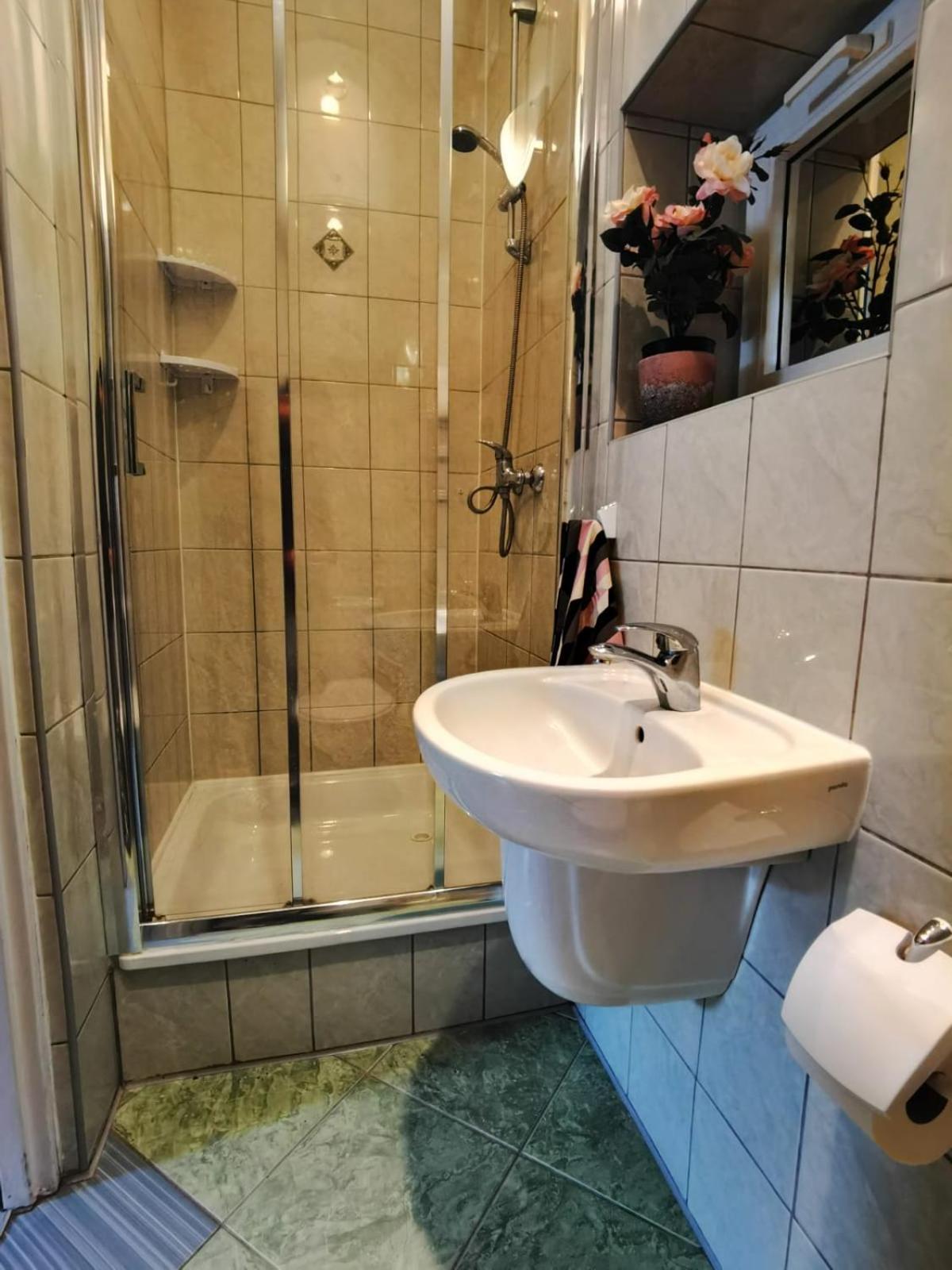 Wynajem Apartamentow I Pokoi. Apartment Ustronie Morskie Exterior foto